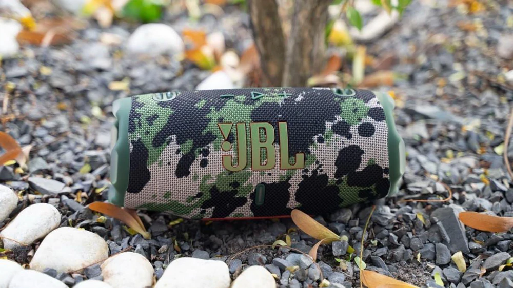 JBL Charge 6 không chỉ là loa di động, đây mới là điểm ăn tiền - Ảnh 3. JBL Charge 6 không chỉ là loa di động, đây mới là điểm ăn tiền - Ảnh 3.