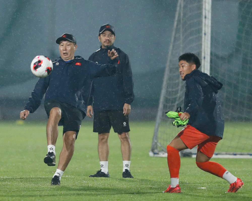 Saudi Arabia Khẳng Định Asian Cup 2027 Diễn Ra Đúng Kế Hoạch, Đội Tuyển Việt Nam Tiếp Tục Chuẩn Bị - Ảnh 1.