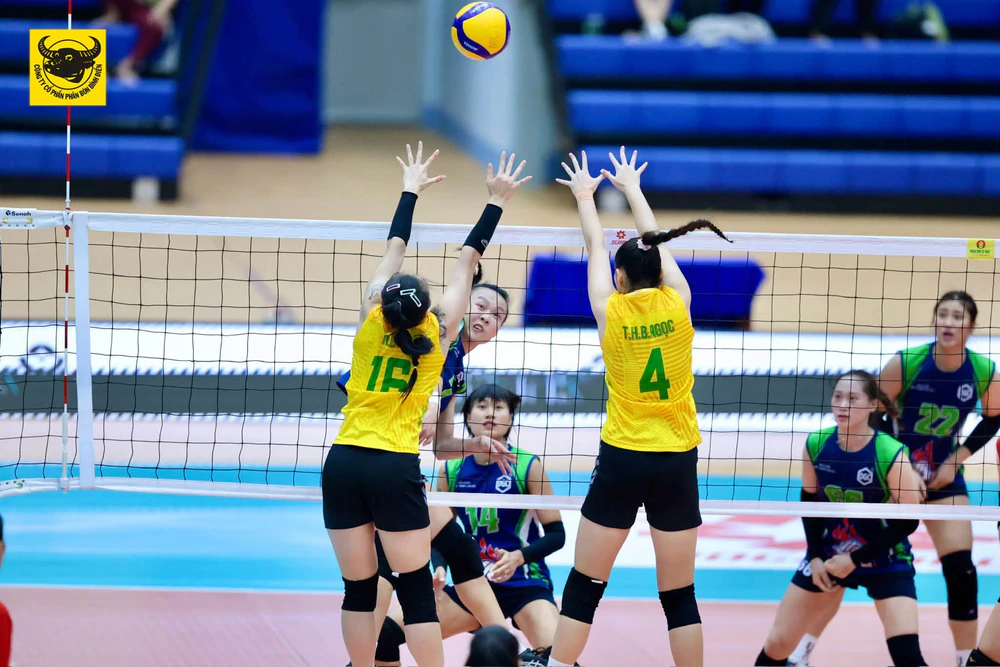 Dẫn trước Hóa chất Đức Giang Lào Cai 2-1 nhưng sự thiếu ổn định trong khâu bước một cùng những thời điểm mất tập trung khiến VTV Bình Điền Long An phải nhận thất bại 2-3 ở giải bóng chuyền VĐQG 2026. Ảnh: CLB VTV Bình Điền Long An Dẫn trước Hóa chất Đức Giang Lào Cai 2-1 nhưng sự thiếu ổn định trong khâu bước một cùng những thời điểm mất tập trung khiến VTV Bình Điền Long An phải nhận thất bại 2-3 ở giải bóng chuyền VĐQG 2026. Ảnh: CLB VTV Bình Điền Long An