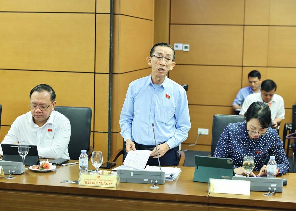 Kỳ họp thứ 2, Quốc hội khóa XVI: Đẩy mạnh phân cấp triệt để và khơi thông nguồn lực phát triển kinh tế - xã hội - Ảnh 3. Kỳ họp thứ 2, Quốc hội khóa XVI: Đẩy mạnh phân cấp triệt để và khơi thông nguồn lực phát triển kinh tế - xã hội - Ảnh 3.