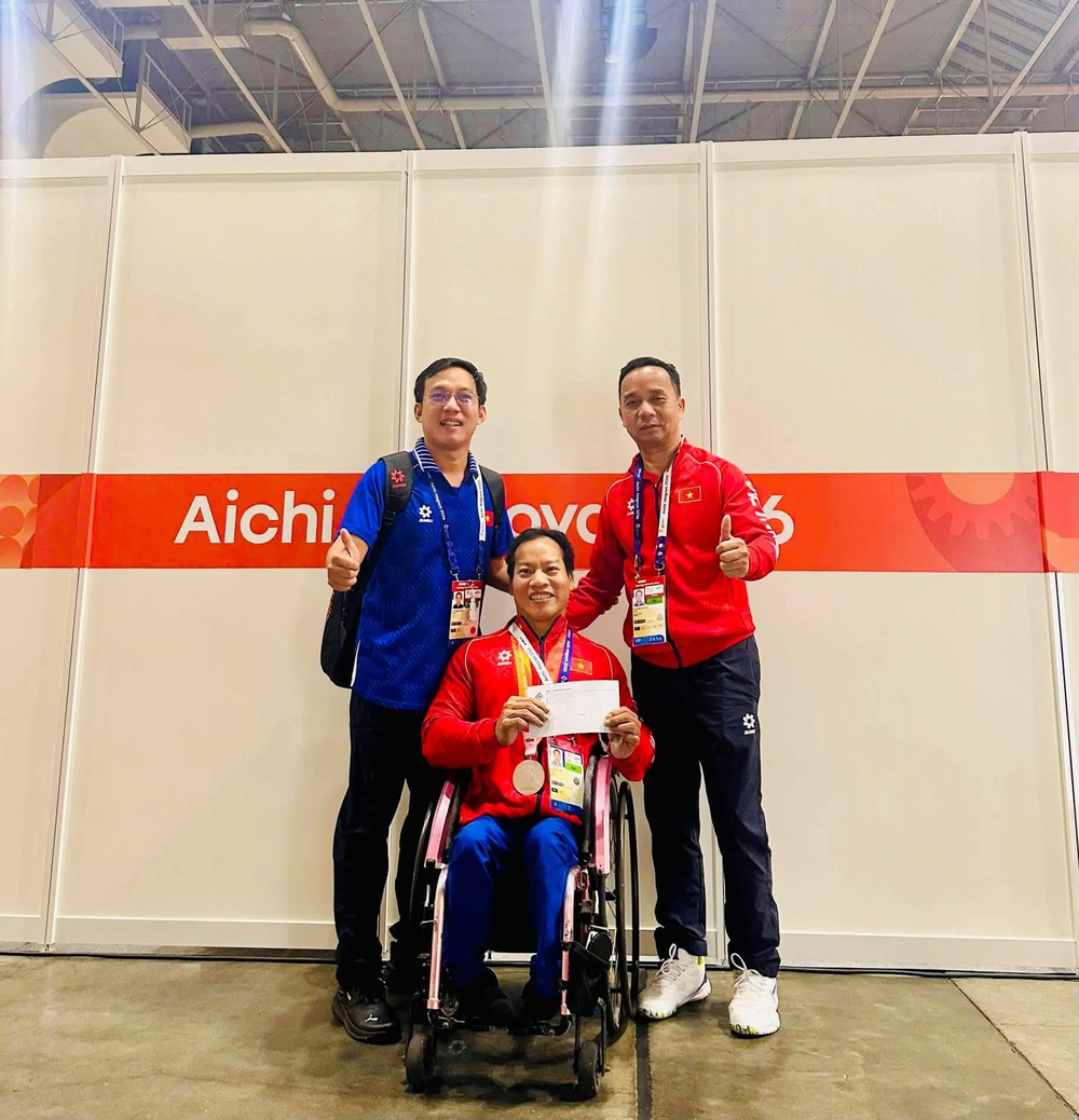 Tin nóng thể thao tối 19/10: Golfer 15 tuổi vô địch chặng 3 VGA Junior Tour 2026; Ronaldo phải đáp ứng điều kiện mới trở lại ĐT Bồ Đào Nha - Ảnh 4. Tin nóng thể thao tối 19/10: Golfer 15 tuổi vô địch chặng 3 VGA Junior Tour 2026; Ronaldo phải đáp ứng điều kiện mới trở lại ĐT Bồ Đào Nha - Ảnh 4.