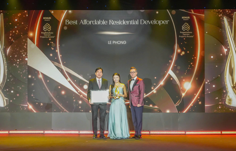 Từ giá trị an cư đến chuẩn sống cao cấp, Lê Phong được vinh danh tại PropertyGuru Vietnam Property Awards 2026 - Ảnh 1.