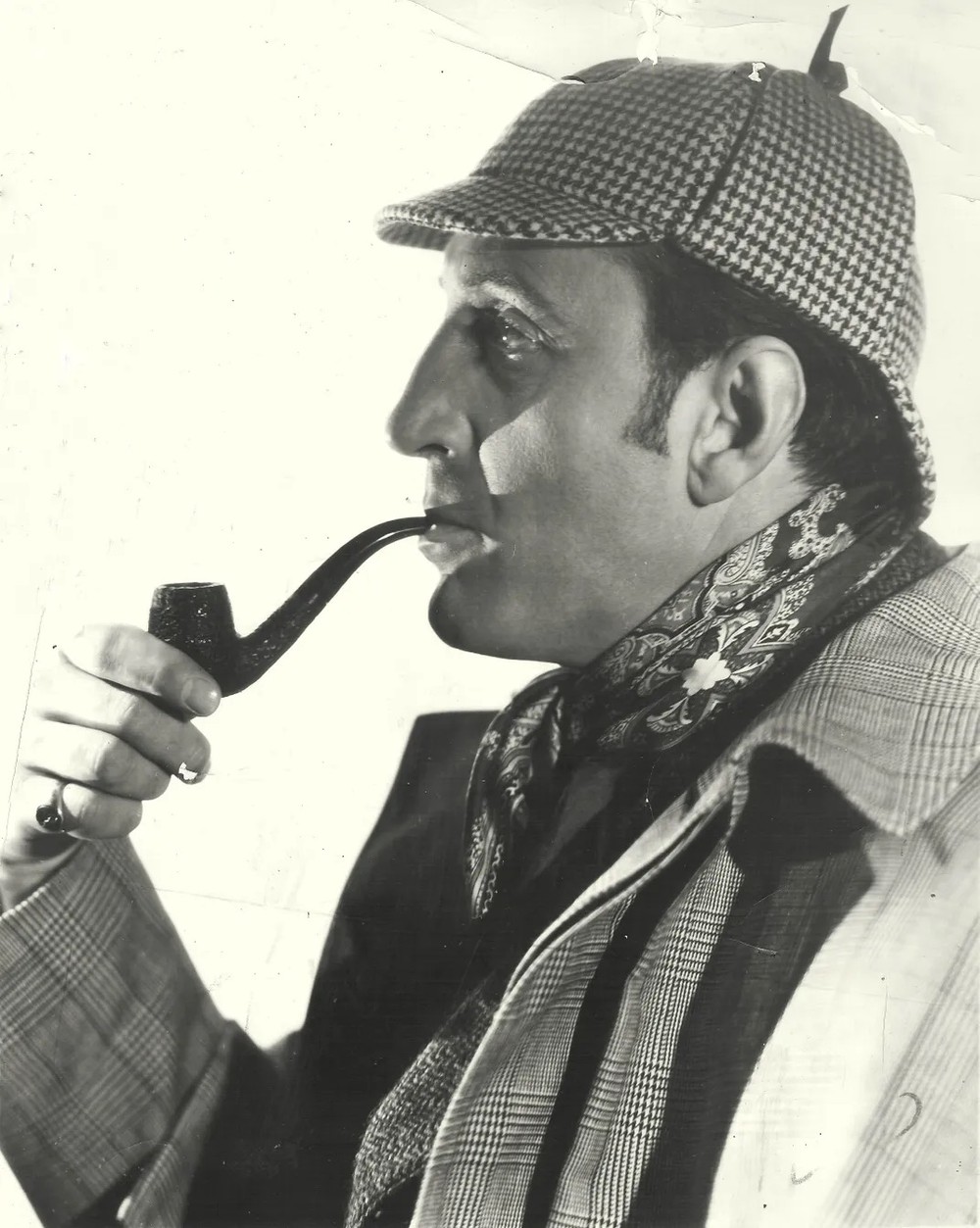 "Giải mã" vị bác sĩ là nguyên mẫu của Sherlock Holmes - Ảnh 5. "Giải mã" vị bác sĩ là nguyên mẫu của Sherlock Holmes - Ảnh 5.