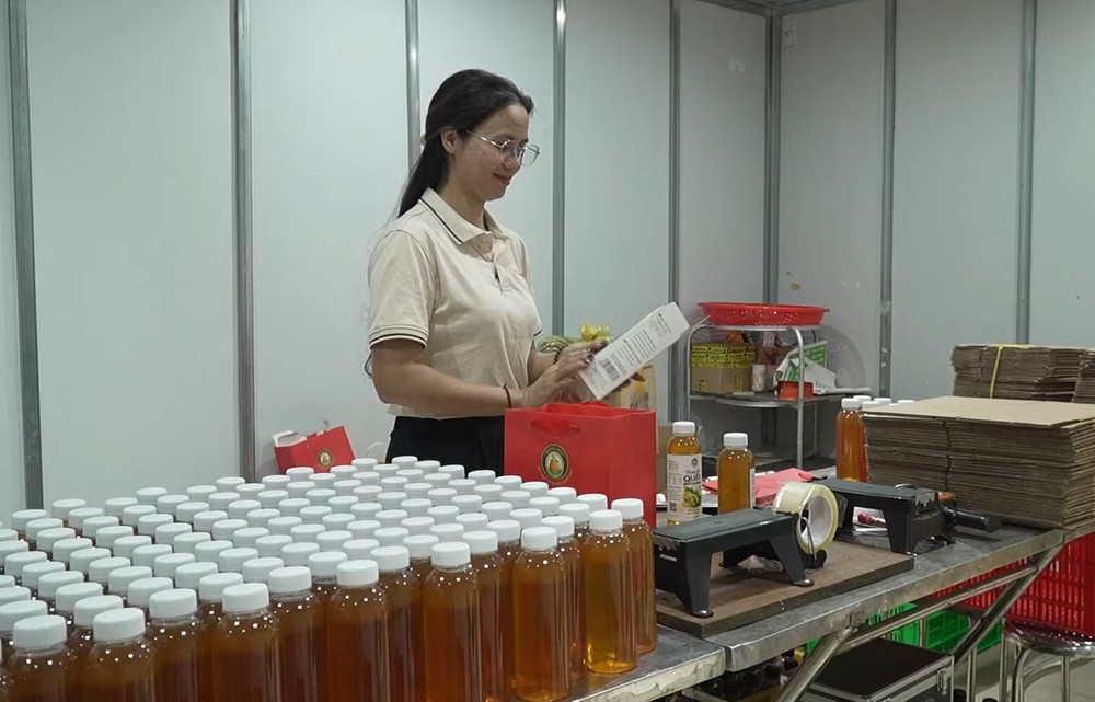 Triển khai Nghị quyết 57-NQ/TW: Bà con dạy nhau công nghệ, đưa đặc sản lên sàn số - Ảnh 6.