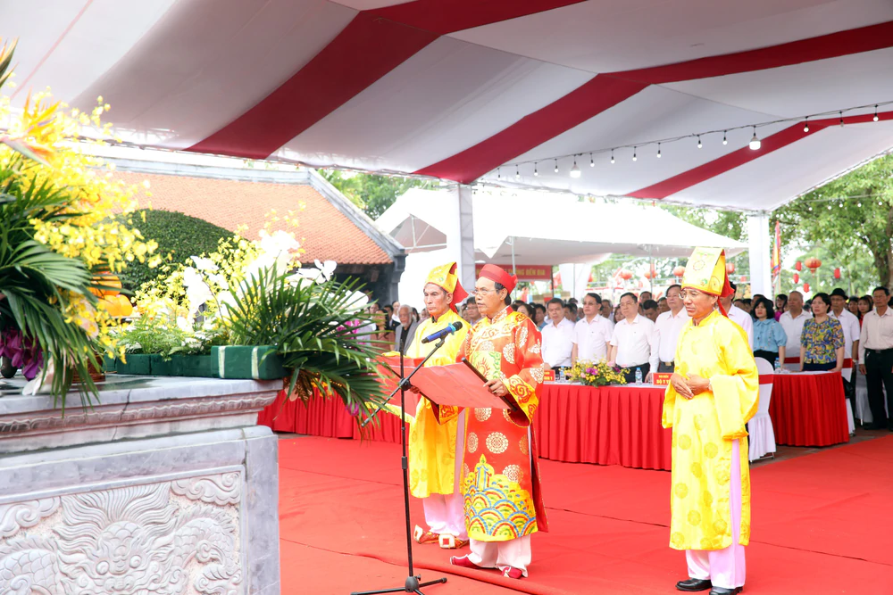 Hải Phòng xây dựng hồ sơ đề nghị UNESCO cùng kỷ niệm 700 năm ngày sinh Đại danh y Thiền sư Tuệ Tĩnh - Ảnh 1. Hải Phòng xây dựng hồ sơ đề nghị UNESCO cùng kỷ niệm 700 năm ngày sinh Đại danh y Thiền sư Tuệ Tĩnh - Ảnh 1.