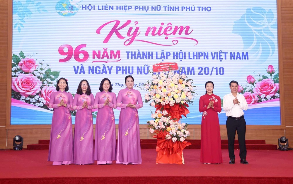 Phụ nữ khởi nghiệp sáng tạo xanh gắn với phát triển du lịch - Ảnh 2.