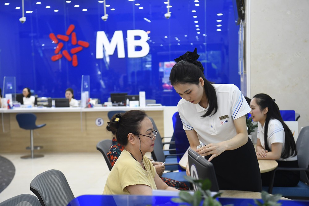 MB giảm lãi suất cho vay tới 2%/năm: Bài toán tối ưu chi phí vốn để thúc đẩy tăng trưởng - Ảnh 1.