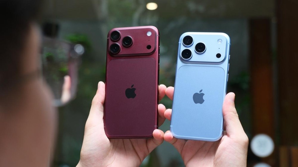 Mua màu xanh hay màu đỏ iPhone 18 Pro/Pro Max để đỡ mất giá hơn? - Ảnh 1.