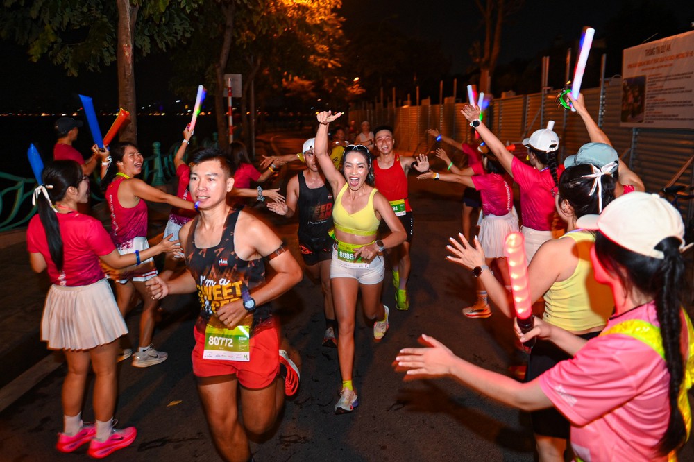 VPBank Hanoi International Marathon 2026 - Khi thể thao trở thành nhịp cầu kết nối cộng đồng - Ảnh 8. VPBank Hanoi International Marathon 2026 - Khi thể thao trở thành nhịp cầu kết nối cộng đồng - Ảnh 8.