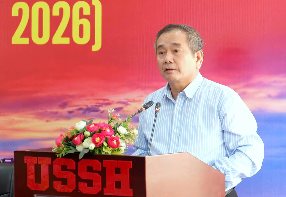 Phát huy nguồn lực văn hóa trong kỷ nguyên số từ nền tảng 40 năm đổi mới - Ảnh 2. Phát huy nguồn lực văn hóa trong kỷ nguyên số từ nền tảng 40 năm đổi mới - Ảnh 2.
