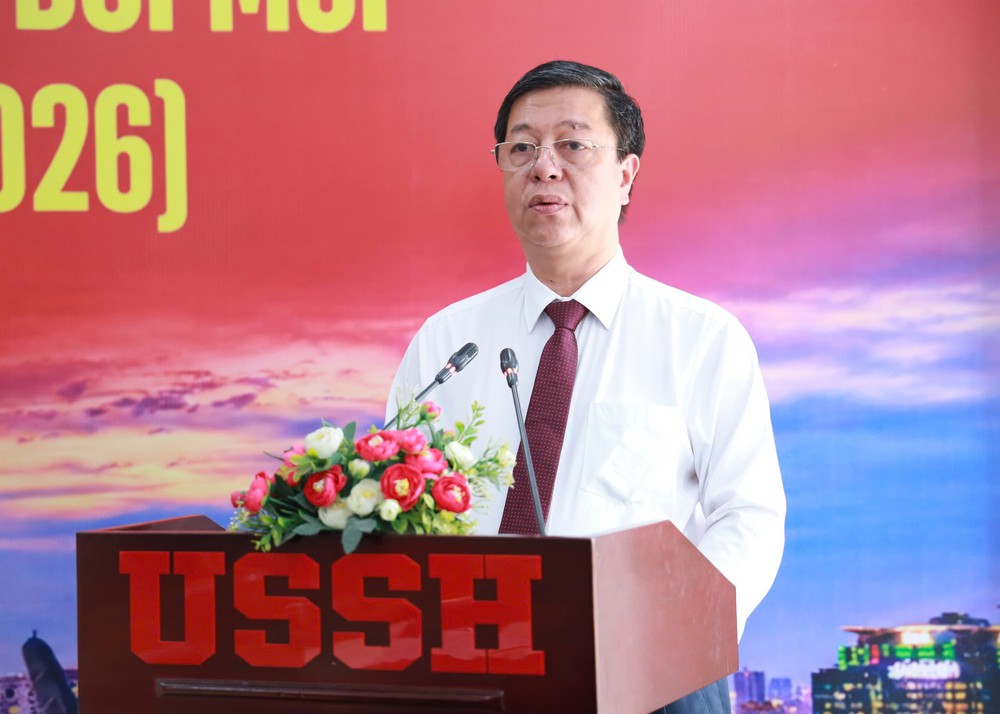 Phát huy nguồn lực văn hóa trong kỷ nguyên số từ nền tảng 40 năm đổi mới - Ảnh 1. Phát huy nguồn lực văn hóa trong kỷ nguyên số từ nền tảng 40 năm đổi mới - Ảnh 1.