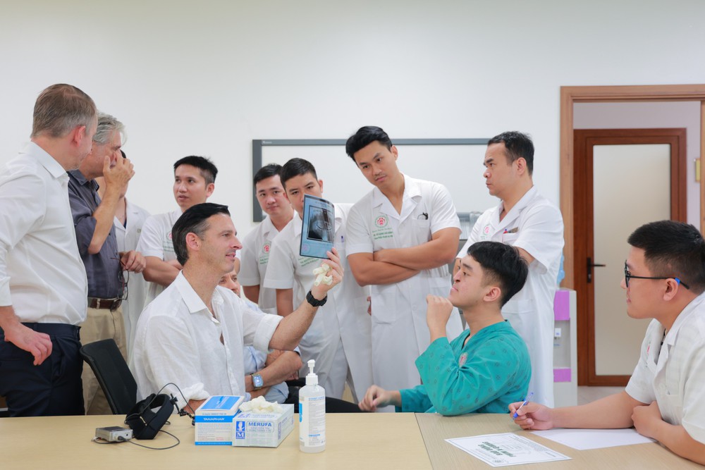 Bệnh viện Trung ương Quân đội 108 hợp tác quốc tế: Mở ra cơ hội phục hồi cho bệnh nhân dị tật sọ mặt - Ảnh 1. Bệnh viện Trung ương Quân đội 108 hợp tác quốc tế: Mở ra cơ hội phục hồi cho bệnh nhân dị tật sọ mặt - Ảnh 1.