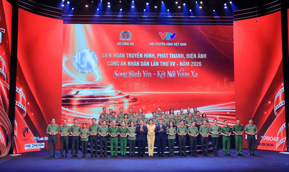 Khai mạc Liên hoan Truyền hình, Phát thanh, Điện ảnh CAND lần thứ 15 - Ảnh 6.