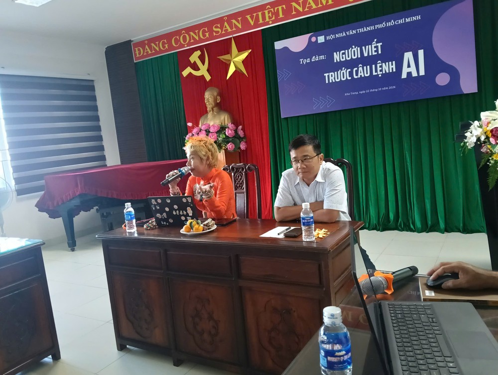 Hội Nhà văn TP.HCM tọa đàm về AI, chuyển đổi số với sáng tác văn học - Ảnh 2.