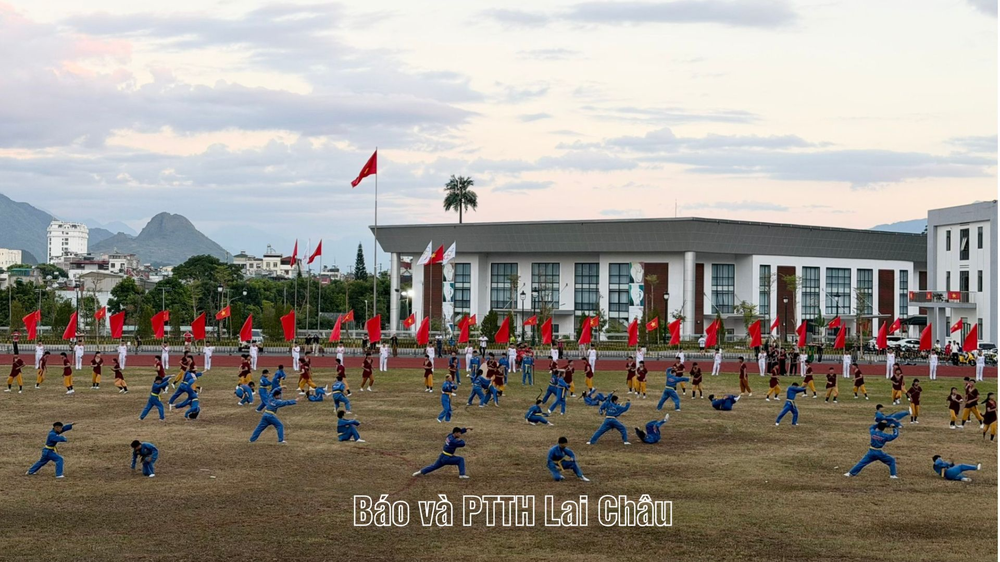 Tổng duyệt lần 2 chương trình Khai mạc Đại hội Thể dục thể thao tỉnh Lai Châu lần thứ VI, năm 2026 - Ảnh 7. Tổng duyệt lần 2 chương trình Khai mạc Đại hội Thể dục thể thao tỉnh Lai Châu lần thứ VI, năm 2026 - Ảnh 7.