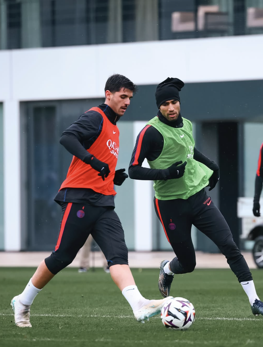 Tin nóng thể thao sáng 24/10: FIFA công bố giá vé xem U17 Việt Nam tại World Cup 2026; HLV Bayern gục trên sân tập - Ảnh 4. Tin nóng thể thao sáng 24/10: FIFA công bố giá vé xem U17 Việt Nam tại World Cup 2026; HLV Bayern gục trên sân tập - Ảnh 4.