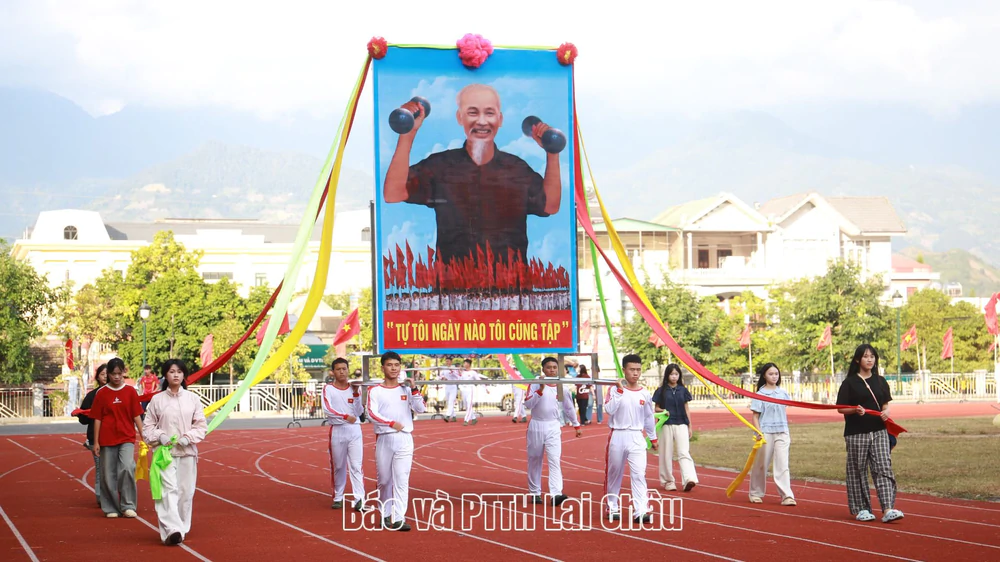 Lai Châu tổng duyệt lần một Chương trình Khai mạc Đại hội Thể dục thể thao tỉnh lần thứ VI, năm 2026 - Ảnh 1. Lai Châu tổng duyệt lần một Chương trình Khai mạc Đại hội Thể dục thể thao tỉnh lần thứ VI, năm 2026 - Ảnh 1.