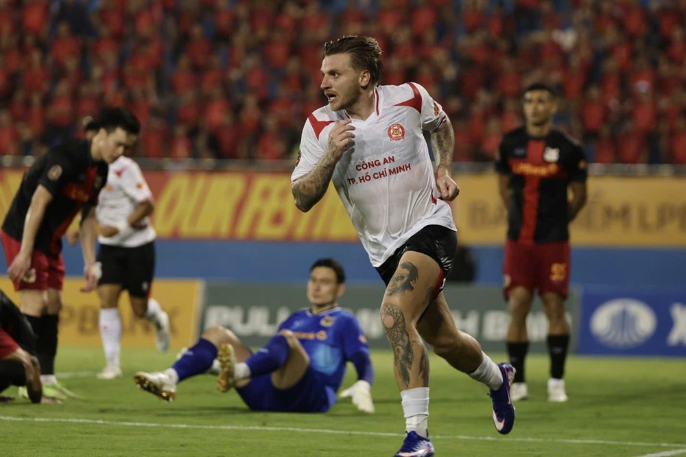 Vòng 5 LPBank V-League 2026/27: Bất ngờ nối tiếp bất ngờ - Ảnh 1. Vòng 5 LPBank V-League 2026/27: Bất ngờ nối tiếp bất ngờ - Ảnh 1.