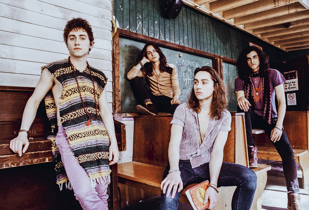 Album "Palace for the People": Greta Van Fleet "xây" cung điện cho người yêu rock - Ảnh 3. Album "Palace for the People": Greta Van Fleet "xây" cung điện cho người yêu rock - Ảnh 3.