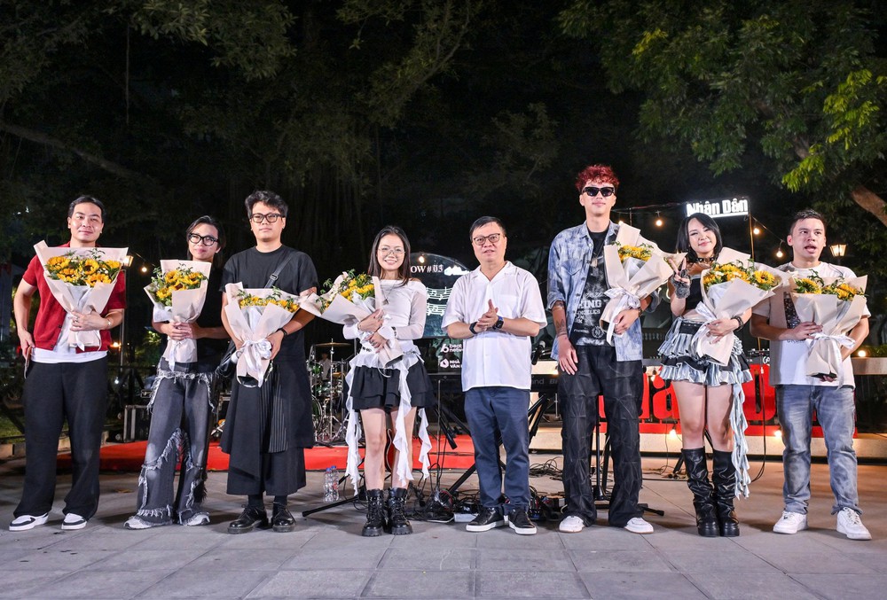 Thanh âm 'Tán Đa Show' tháng 10 tôn vinh người phụ nữ Việt Nam - Ảnh 6. Thanh âm 'Tán Đa Show' tháng 10 tôn vinh người phụ nữ Việt Nam - Ảnh 6.