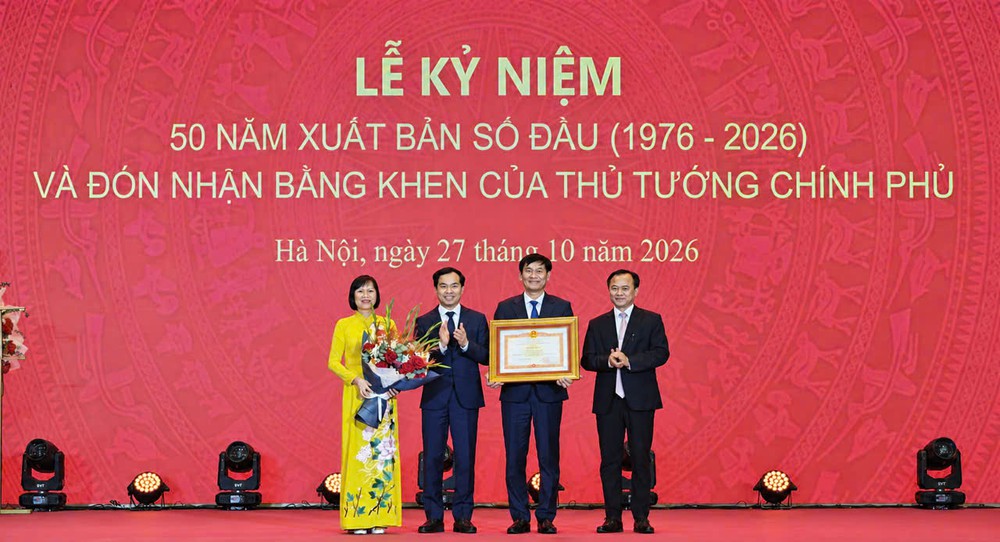 Tạp chí Lý luận chính trị kỷ niệm 50 năm xuất bản số đầu - Ảnh 3. Tạp chí Lý luận chính trị kỷ niệm 50 năm xuất bản số đầu - Ảnh 3.
