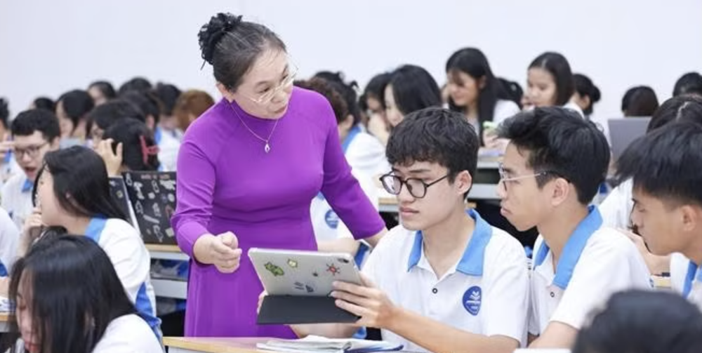 Chuẩn hóa tiêu chuẩn, chế độ làm việc của nhân sự hỗ trợ giáo dục đại học - Ảnh 1. Chuẩn hóa tiêu chuẩn, chế độ làm việc của nhân sự hỗ trợ giáo dục đại học - Ảnh 1.