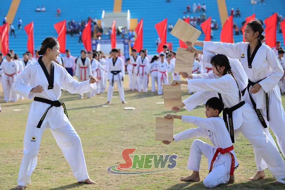 Sơn La khai mạc Đại hội Thể dục thể thao lần thứ X năm 2026 - Ảnh 3. Sơn La khai mạc Đại hội Thể dục thể thao lần thứ X năm 2026 - Ảnh 3.