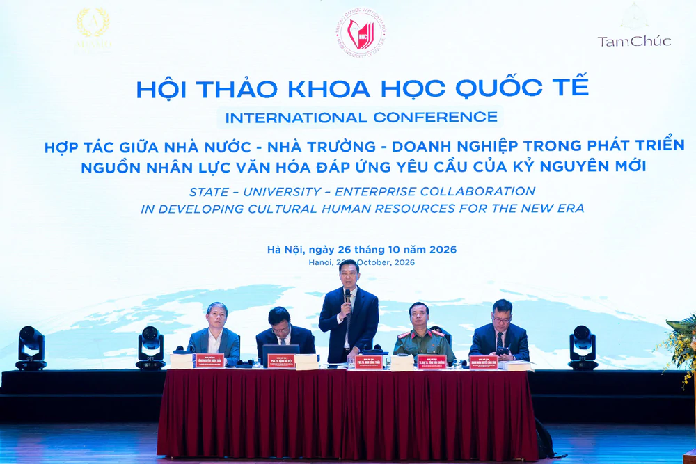 Chuyển đổi số tạo động lực phát triển nguồn nhân lực văn hóa (kỳ 1): Con người quyết định giá trị của chuyển đổi số văn hóa - Ảnh 1. Chuyển đổi số tạo động lực phát triển nguồn nhân lực văn hóa (kỳ 1): Con người quyết định giá trị của chuyển đổi số văn hóa - Ảnh 1.