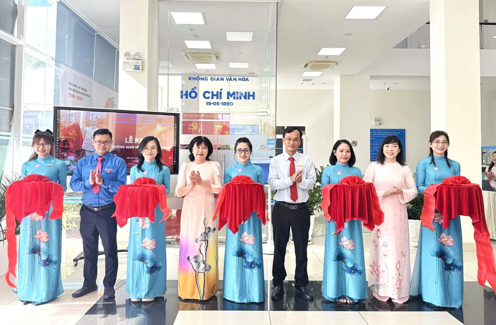 Số hóa Không gian văn hóa Hồ Chí Minh, lan tỏa giá trị truyền thống bằng trải nghiệm hiện đại - Ảnh 1. Số hóa Không gian văn hóa Hồ Chí Minh, lan tỏa giá trị truyền thống bằng trải nghiệm hiện đại - Ảnh 1.