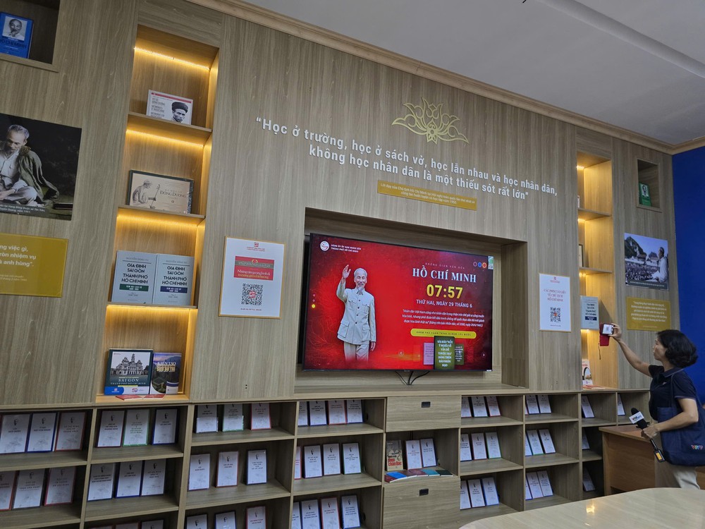 Số hóa Không gian văn hóa Hồ Chí Minh, lan tỏa giá trị truyền thống bằng trải nghiệm hiện đại - Ảnh 2. Số hóa Không gian văn hóa Hồ Chí Minh, lan tỏa giá trị truyền thống bằng trải nghiệm hiện đại - Ảnh 2.