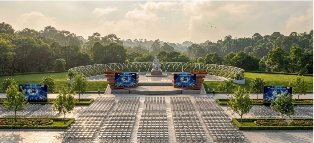 Chung kết Olympia năm thứ 26: Hai trường chuyên lần đầu có điểm cầu truyền hình - Ảnh 5. Chung kết Olympia năm thứ 26: Hai trường chuyên lần đầu có điểm cầu truyền hình - Ảnh 5.