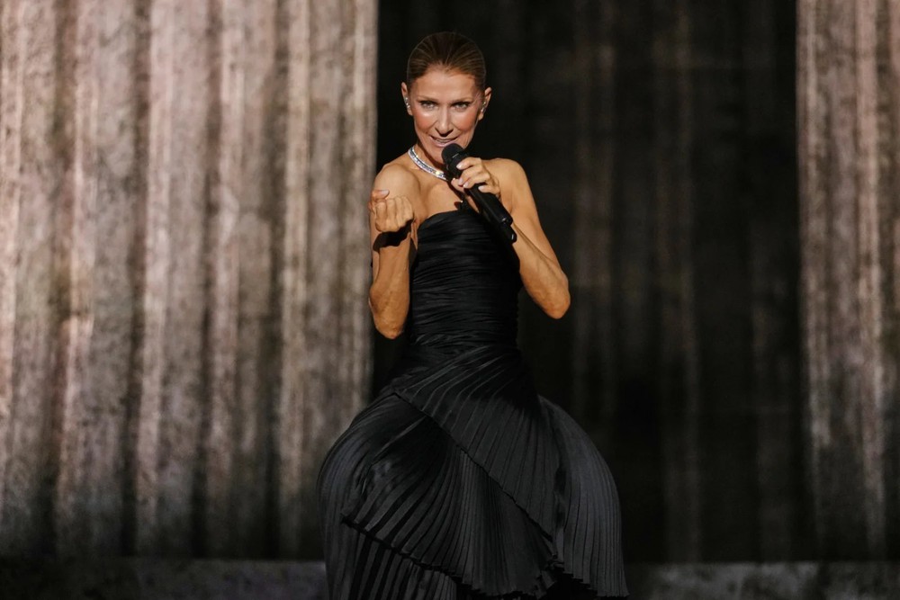 Vì sao Harry Styles, Celine Dion và những ngôi sao lớn chọn biểu diễn dài ngày tại một địa điểm? - Ảnh 2. Vì sao Harry Styles, Celine Dion và những ngôi sao lớn chọn biểu diễn dài ngày tại một địa điểm? - Ảnh 2.