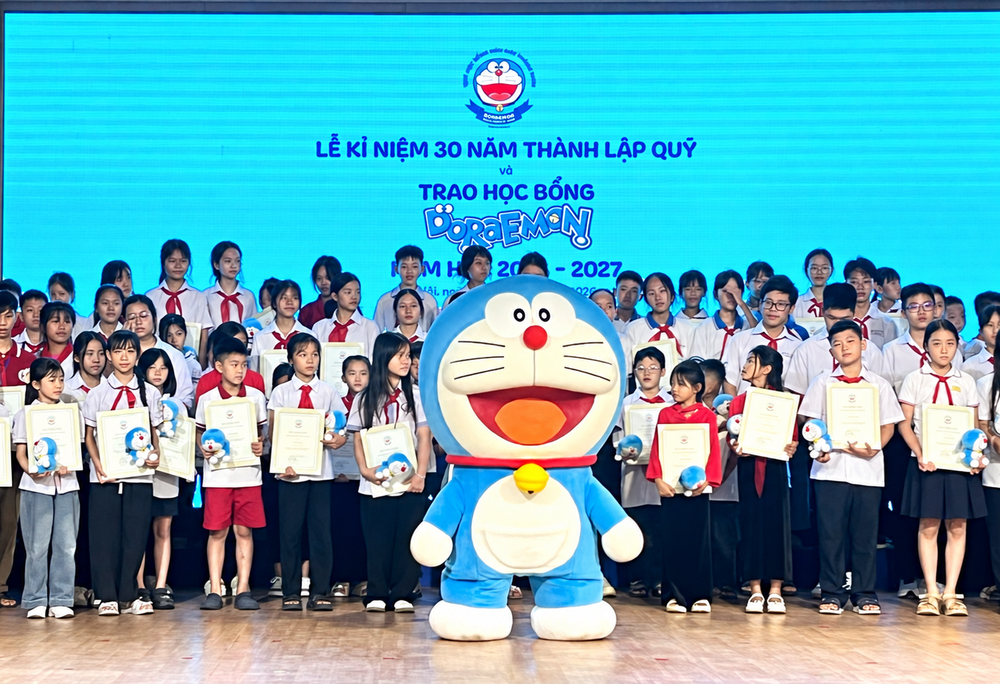 Hành trình 30 năm tiếp sức học sinh vượt khó của Quỹ học bổng Doraemon - Ảnh 3.
