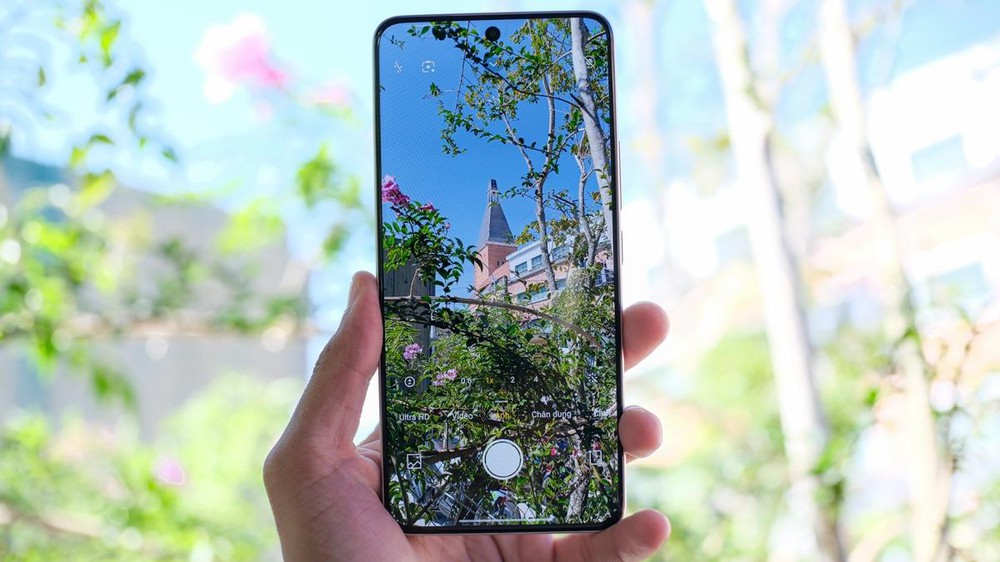 Mua Redmi Note 15 tiêu chuẩn hay Note 15 Pro, mua ở đâu giá tốt - Ảnh 2. Mua Redmi Note 15 tiêu chuẩn hay Note 15 Pro, mua ở đâu giá tốt - Ảnh 2.