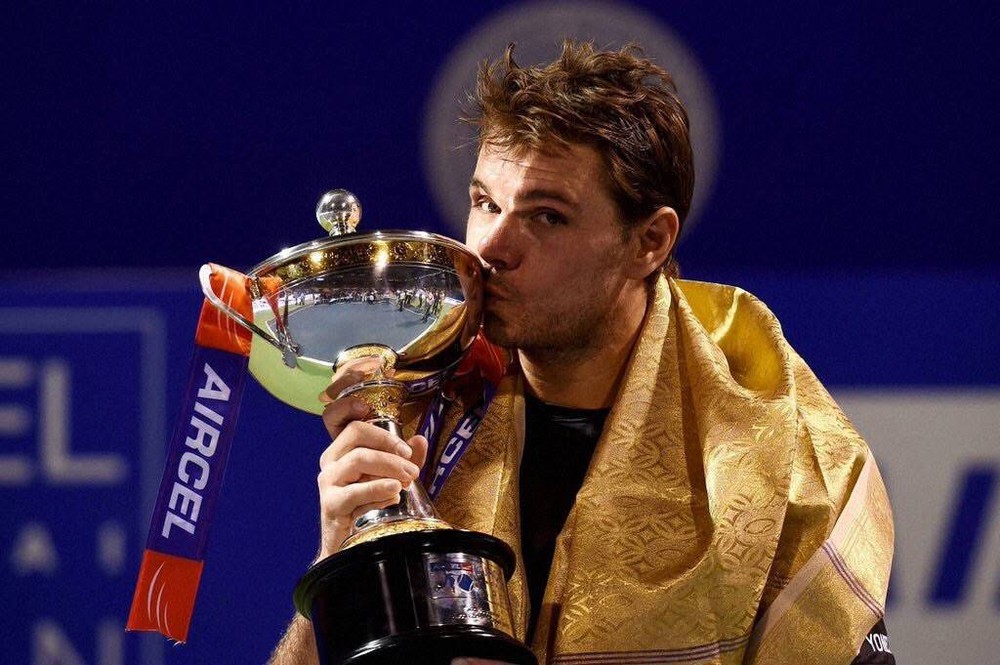 Stan Wawrinka nổi tiếng với những quả trái một tay. Ảnh: FBNV