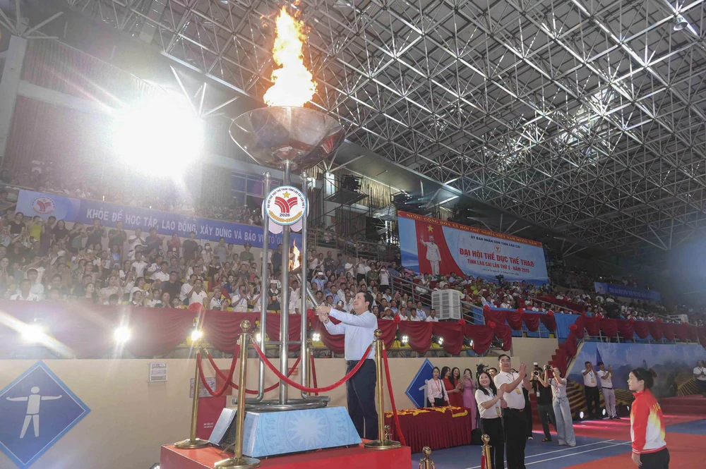 Lào Cai khai mạc Đại hội Thể dục thể thao tỉnh lần thứ I năm 2026, quy tụ 2.500 vận động viên tranh tài - Ảnh 1. Lào Cai khai mạc Đại hội Thể dục thể thao tỉnh lần thứ I năm 2026, quy tụ 2.500 vận động viên tranh tài - Ảnh 1.