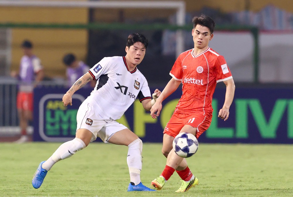 LPBank V-League 2026/27: Những nẻo đường ngược xuôi - Ảnh 1.