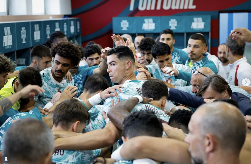 Cristiano Ronaldo nổi giận rời tuyển: Bồ Đào Nha nỗ lực hàn gắn, hé lộ thêm nguyên do phía sau - Ảnh 3. Cristiano Ronaldo nổi giận rời tuyển: Bồ Đào Nha nỗ lực hàn gắn, hé lộ thêm nguyên do phía sau - Ảnh 3.