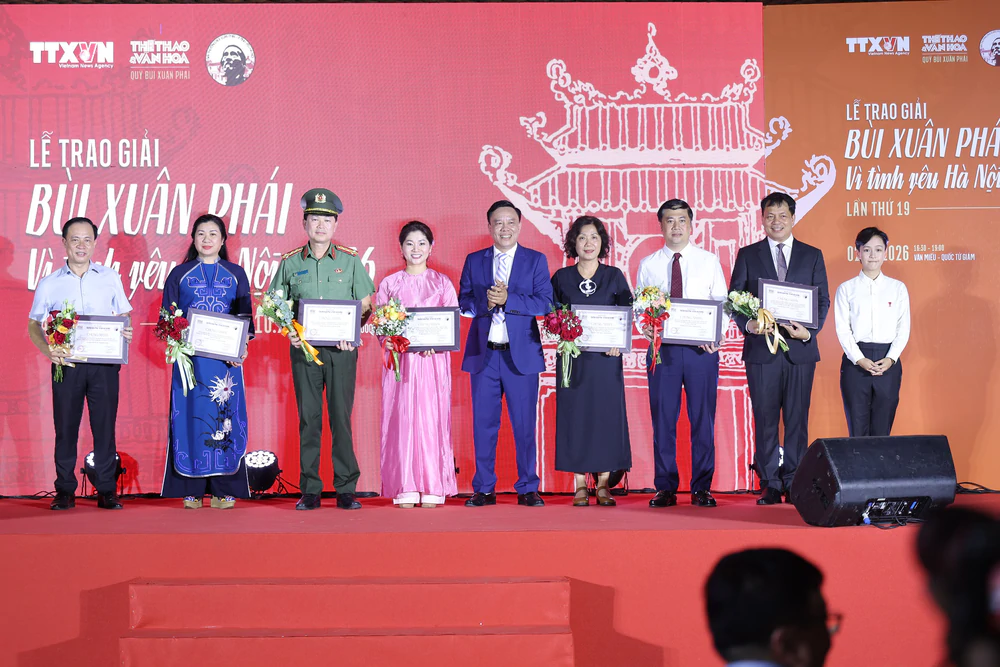 Nhà thơ Bằng Việt: Hà Nội - nơi cuối cùng lắng lại, hóa hồn tôi - Ảnh 2.