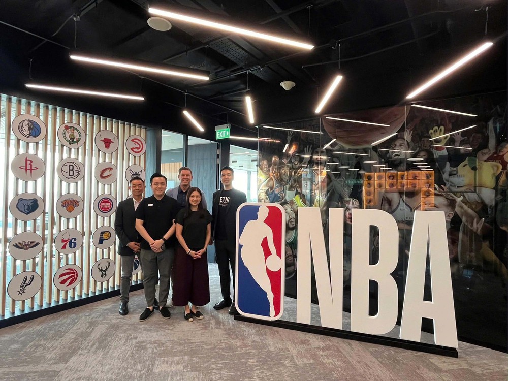 Đại diện NBA tới Việt Nam - Ảnh 2. Đại diện NBA tới Việt Nam - Ảnh 2.