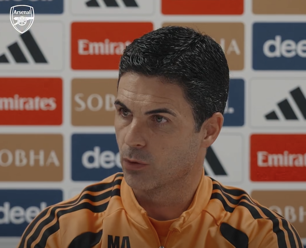 Arteta cảnh báo thần đồng 16 tuổi Max Dowman: 'Arsenal không phải là Disneyland' - Ảnh 2.