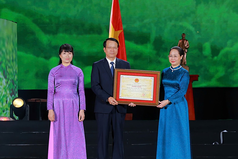 Thái Nguyên thăng hoa trong đêm nghệ thuật "Tráng ca miền gió ngàn - Tinh hoa trà Việt" - Ảnh 4.