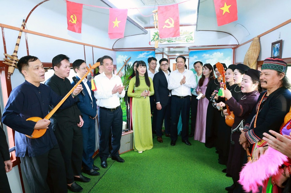 Khai trương Chuyến tàu Di sản Hà Nội - Thái Nguyên - Ảnh 7.