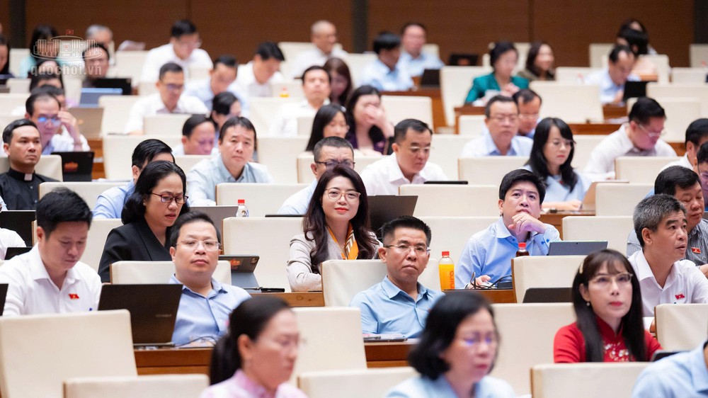 Phát triển công nghiệp văn hóa từ thị trường phim ngắn được Đại biểu Quốc hội thảo luận trên nghị trường - Ảnh 2.