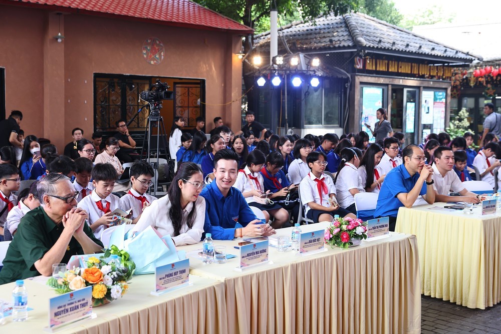 Hà Nội lần đầu tổ chức Ngày hội Văn hóa đọc dành cho thanh thiếu nhi - Ảnh 3. Hà Nội lần đầu tổ chức Ngày hội Văn hóa đọc dành cho thanh thiếu nhi - Ảnh 3.