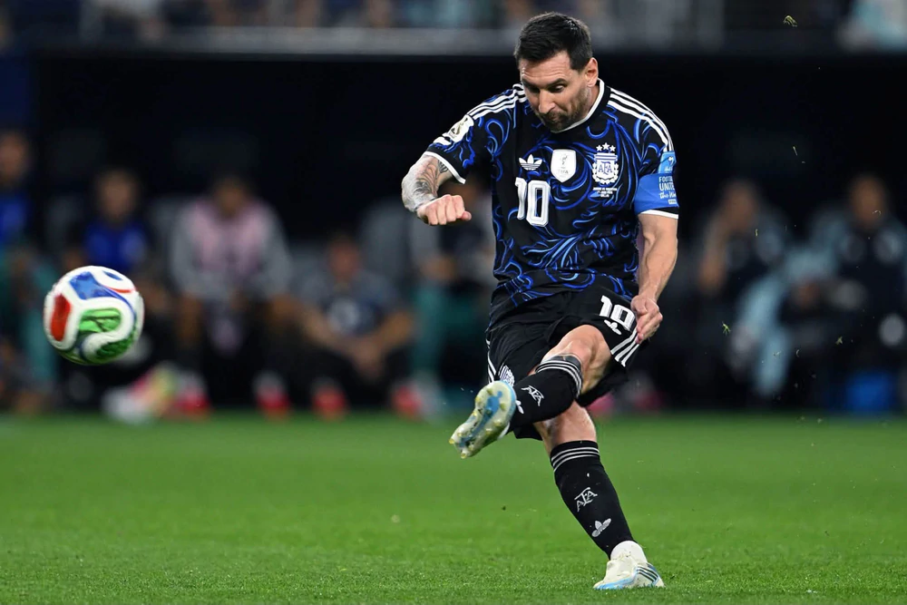 Số Khán Giả Sẽ Chứng Kiến Màn Chia Tay Messi Vượt Cả Chung Kết World Cup Và Super Bowl - Ảnh 1.