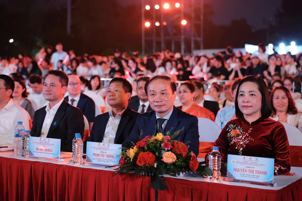 Lễ hội Văn hóa Thế giới tại Hà Nội lần II khép lại với nhiều dấu ấn - Ảnh 1.