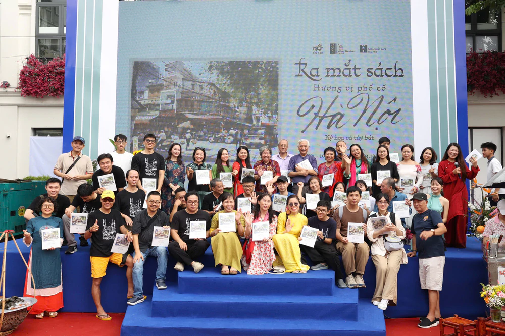 Hương vị phố cổ Hà Nội: Cuộc gặp của những người yêu và muốn giữ hồn phố - Ảnh 1.