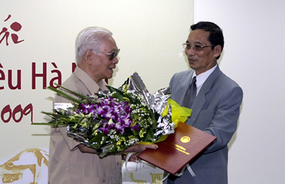 Nhà thơ Bằng Việt với Hà Nội (kỳ 3 & hết): Người dốc lòng vun đắp đời sống văn hóa Thủ đô - Ảnh 4.