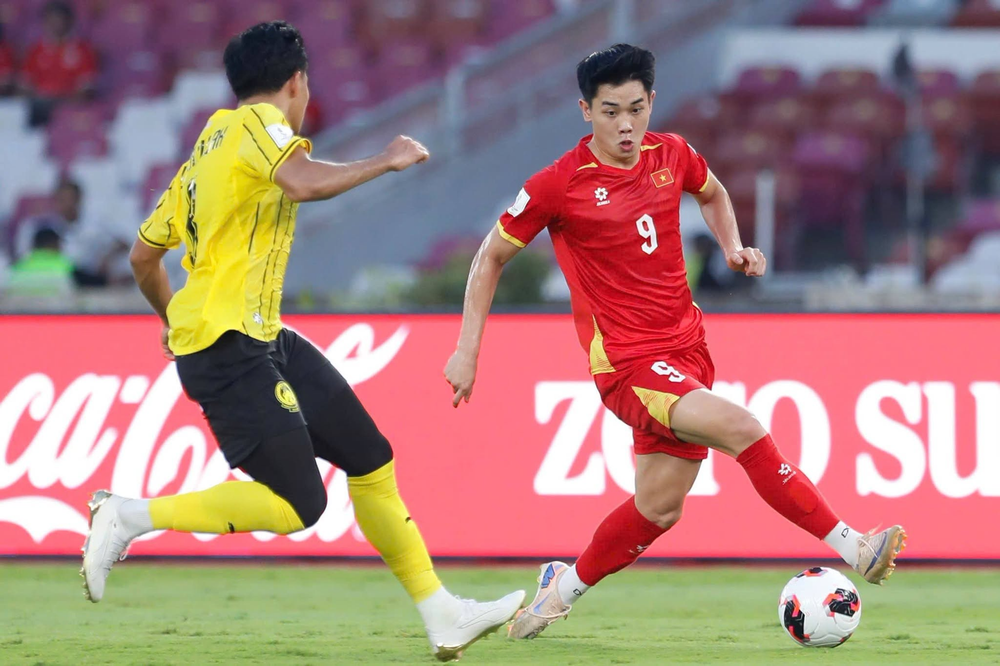 Báo chí Đông Nam Á chỉ ra 2 khoảng trống khiến tuyển Việt Nam sa sút ở FIFA ASEAN Cup 2026 - Ảnh 1.